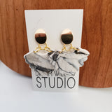 Dangly Marble White and Gold Earrings